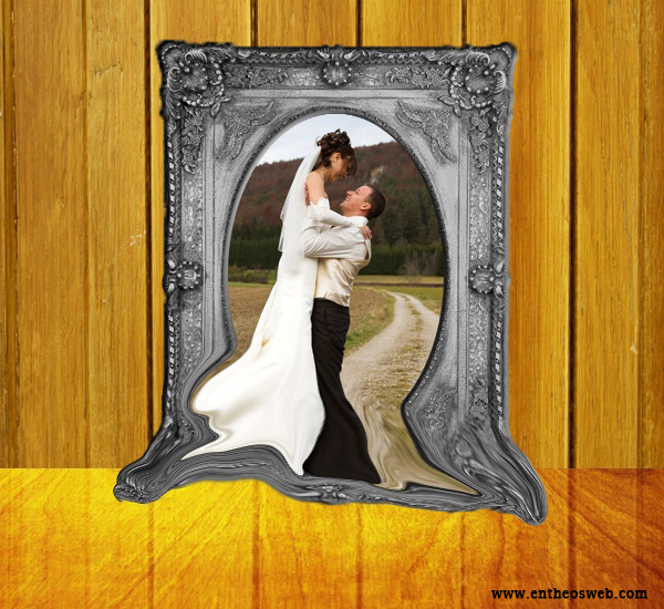 Learn How to Create a Melting Photo frame in Photoshop