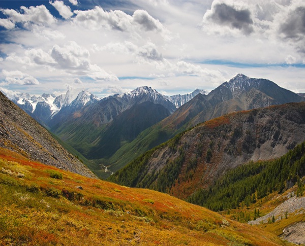 Learn How to Create a Scenic Sun Rise in Photoshop