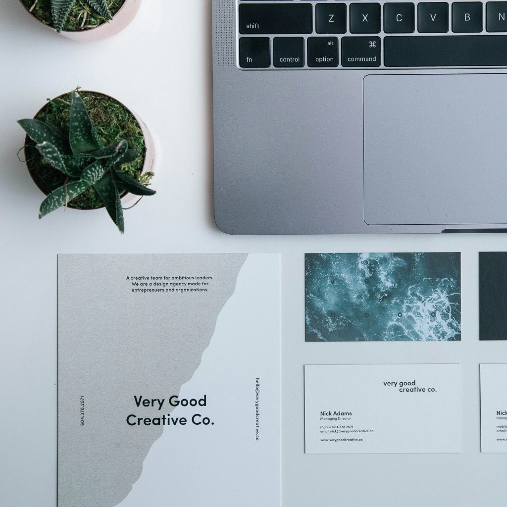 Nick adams ytwq8n3 4k0 unsplash | how to design an engaging college newsletter | entheosweb Nick adams ytwq8n3 4k0 unsplash